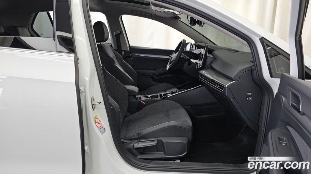 Volkswagen Golf 2.0 TDI Prestige, 2025