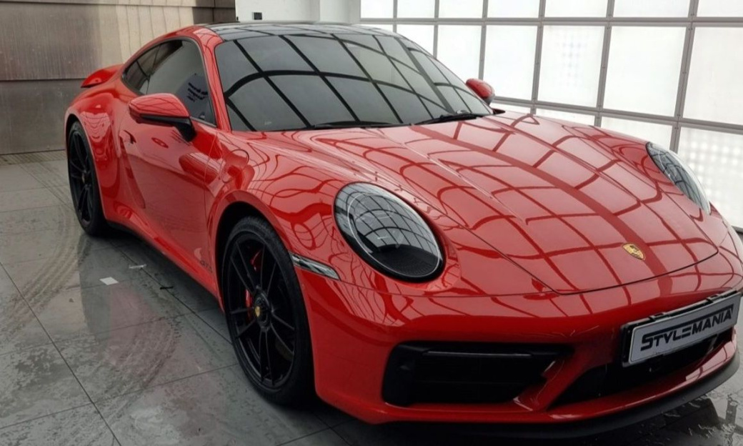 Porsche 911 Carrera GTS, 2024
