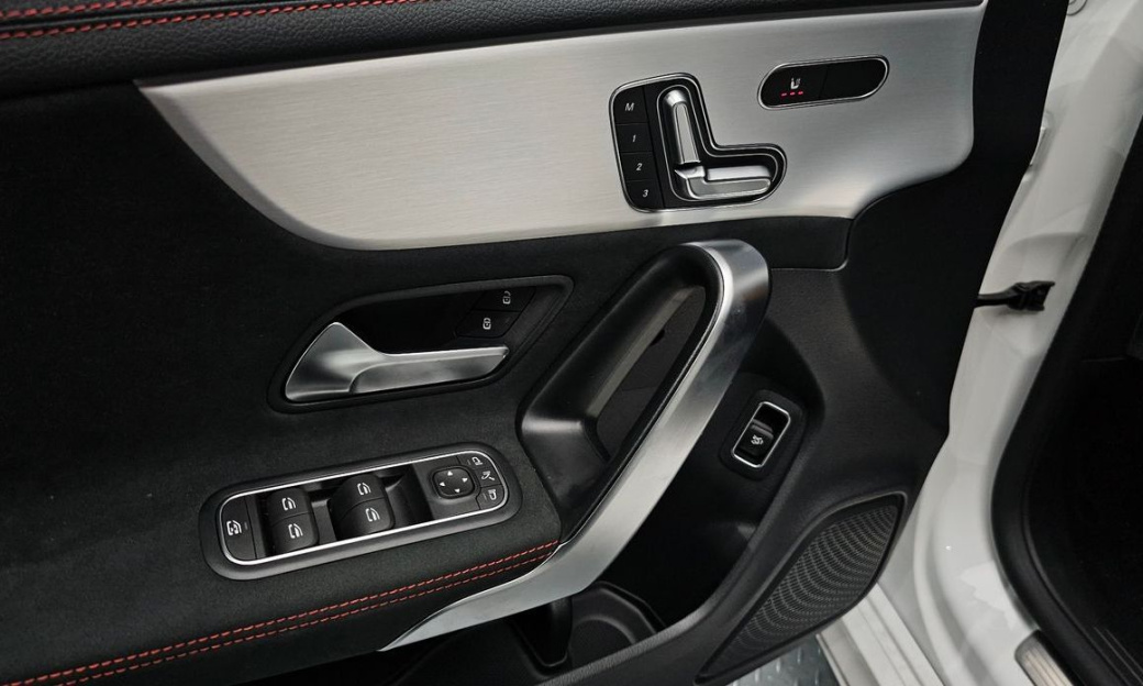 Mercedes-Benz CLA-Class CLA250 4MATIC, 2024