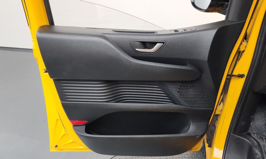 Hyundai Staria 2WD Kinder Safety Car, 2023