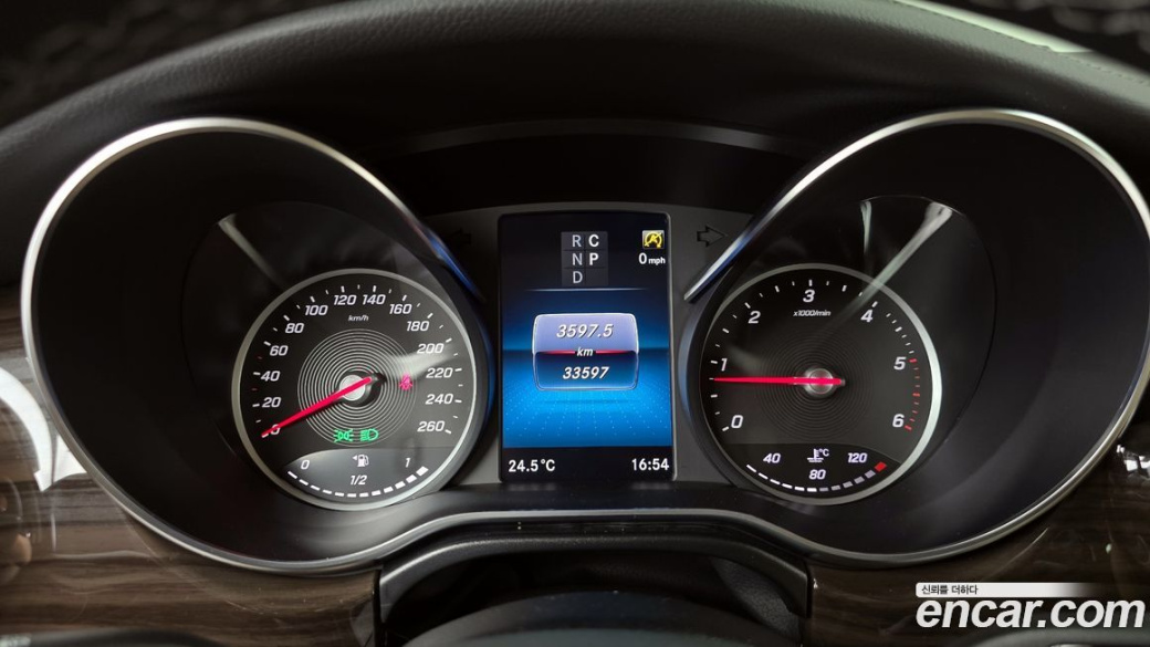 Mercedes-Benz V-Class V300 CDI, 2023