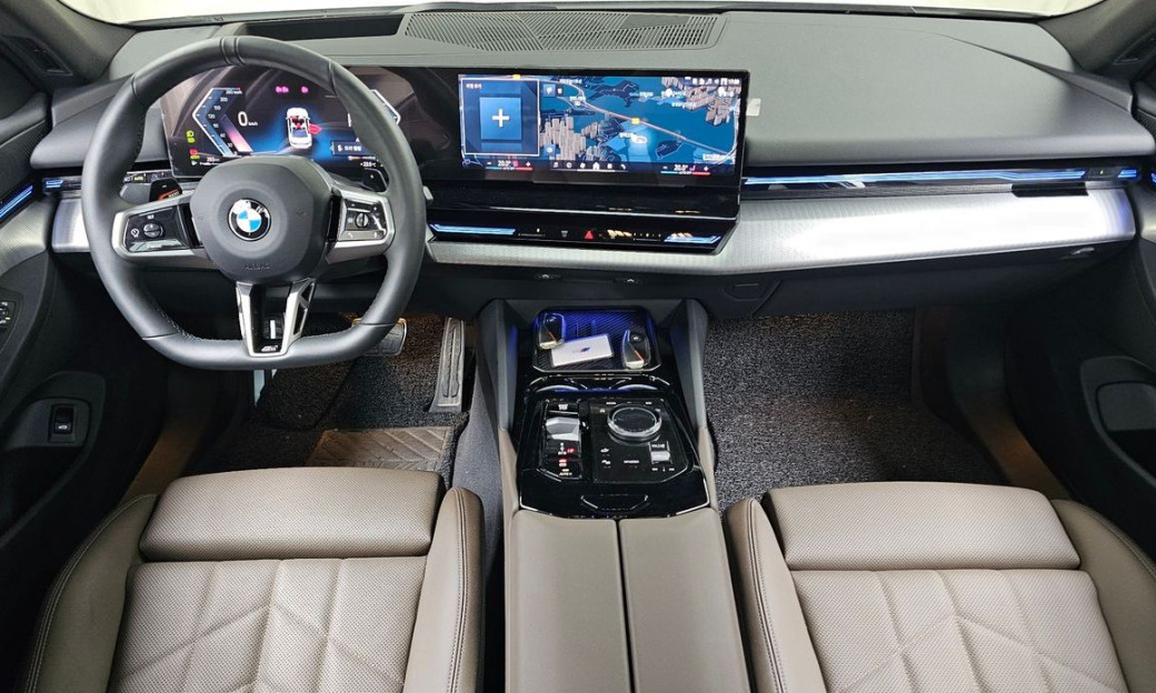 BMW 5-Series 520i M Sport, 2024