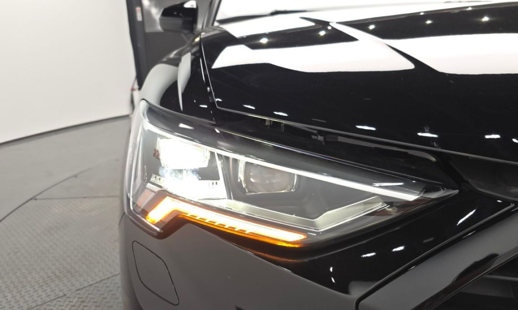 Audi Q3 40 TFSI Quattro Premium, 2025
