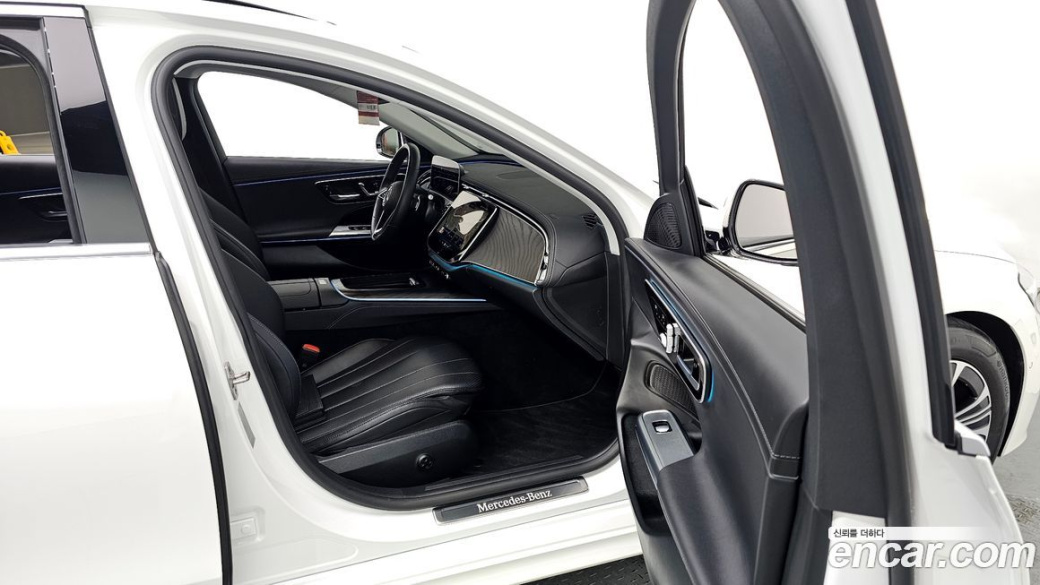 Mercedes-Benz E-Class E200 Avantgarde, 2024