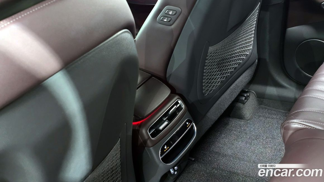 Genesis GV70 2.5T Gasoline 2WD, 2023