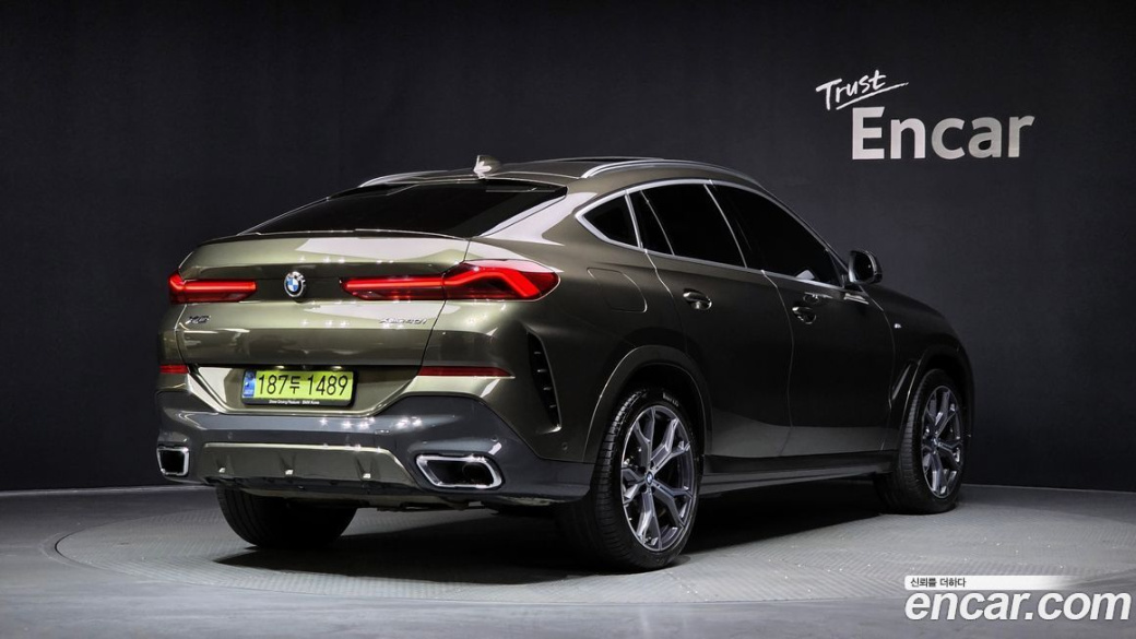 BMW X6 xDrive40i M Sport, 2022