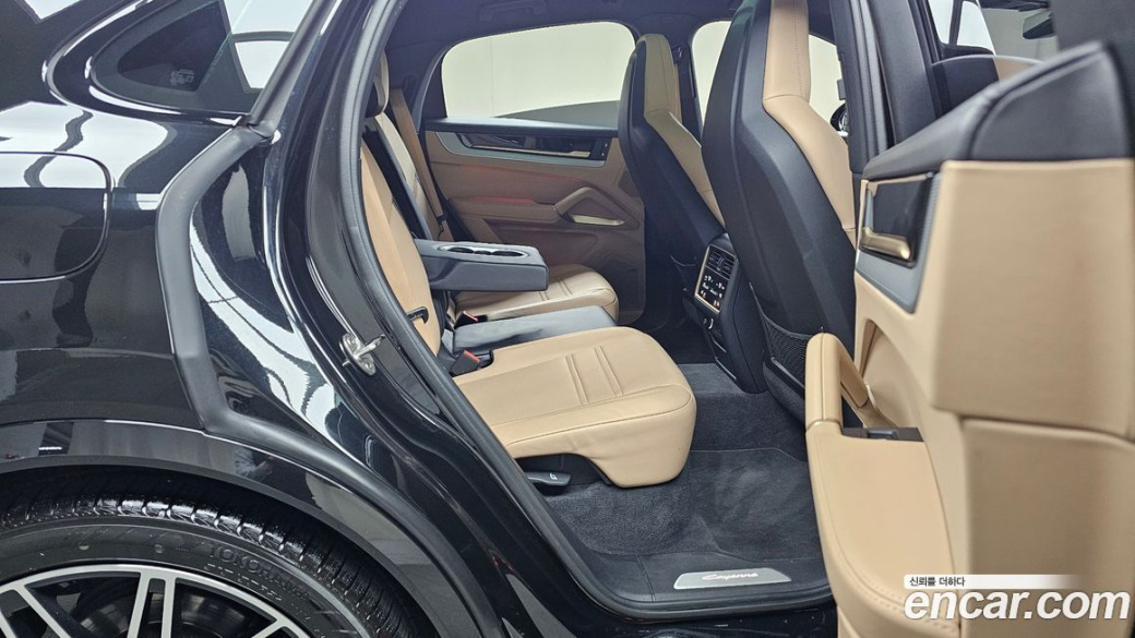 Porsche Cayenne 3.0 Coupe, 2024