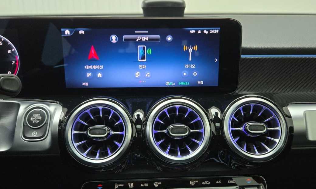 Mercedes-Benz GLB-Class AMG GLB35 4MATIC, 2025