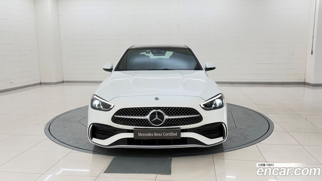 Mercedes-Benz C-Class C200 AMG Line, 2025