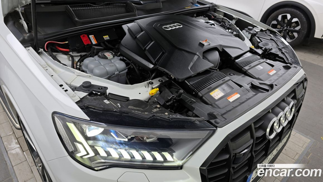 Audi Q7 55 TFSI Quattro Premium, 2022