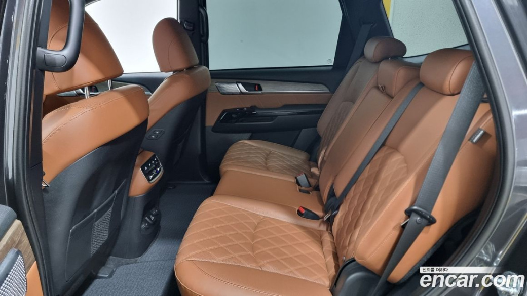 Kia Mohave Diesel 3.0 4WD 7-Seater, 2022
