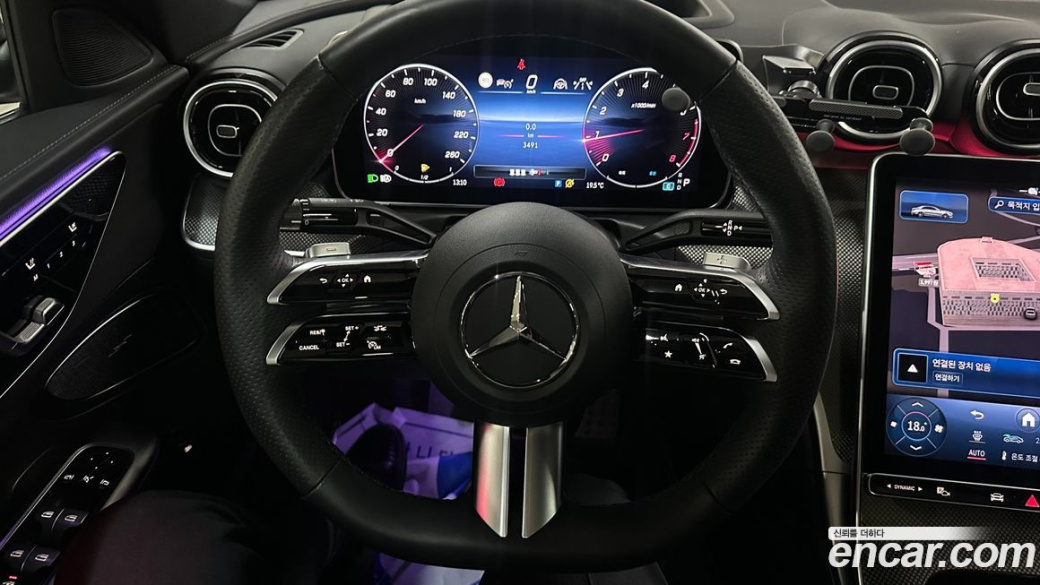 Mercedes-Benz C-Class C300 4MATIC AMG Line, 2024