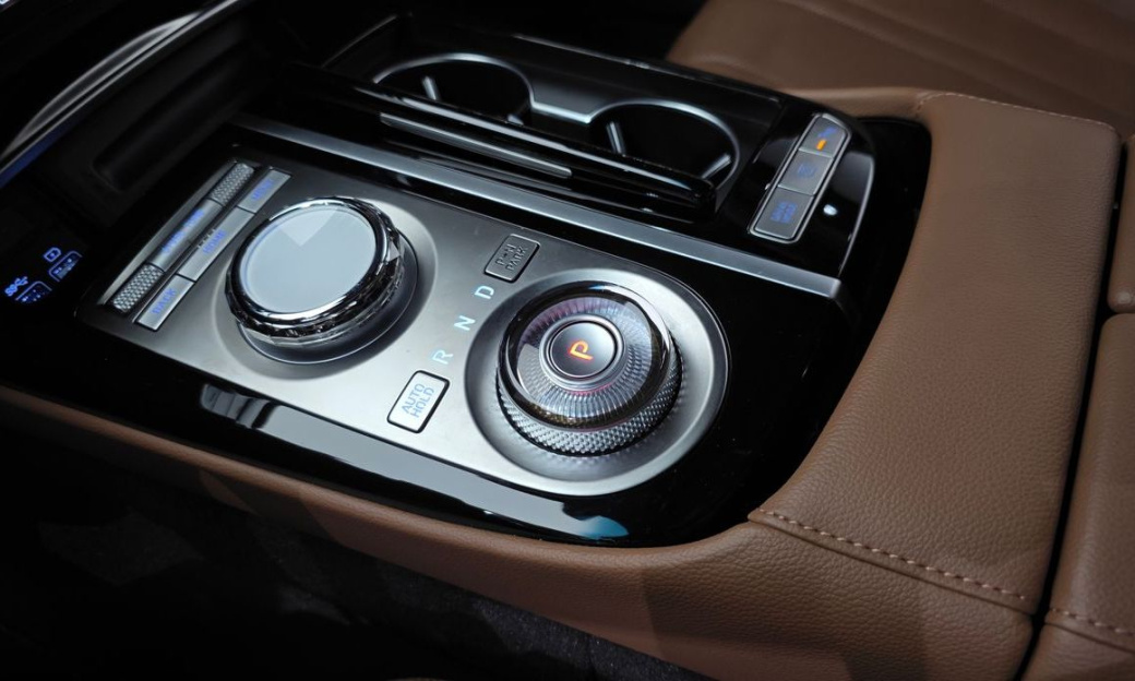 Genesis G80 Gasoline 2.5 Turbo 2WD, 2024