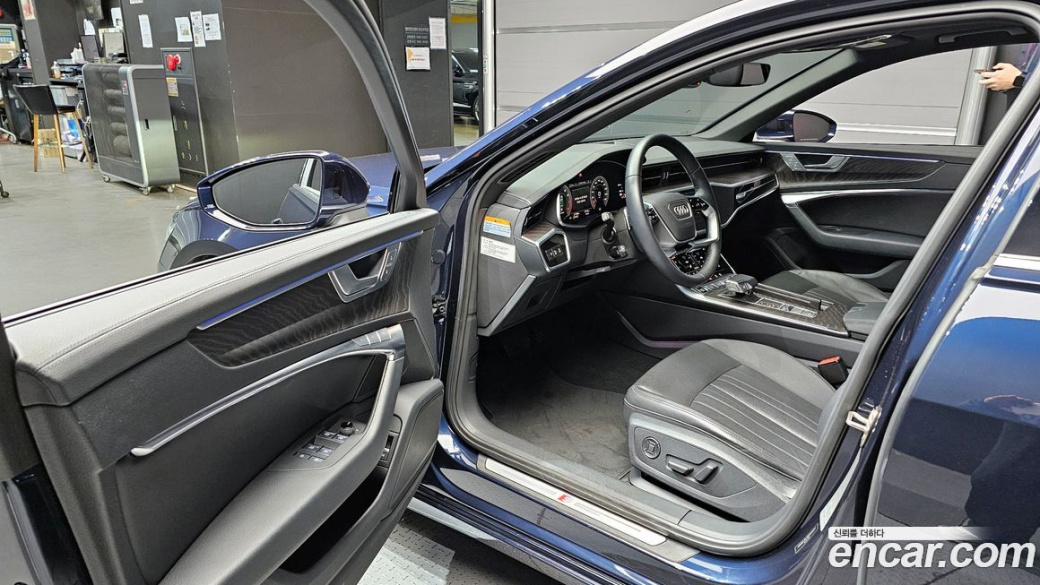 Audi A6 45 TFSI Premium, 2023