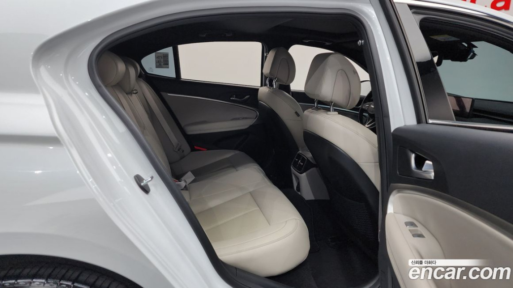 Genesis G70 Gasoline 2.0T 4WD, 2023