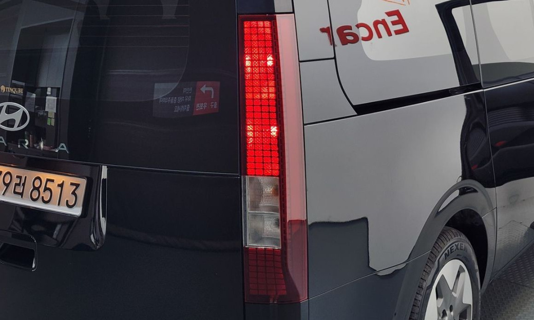Hyundai Staria Tourer 9-Seater, 2025