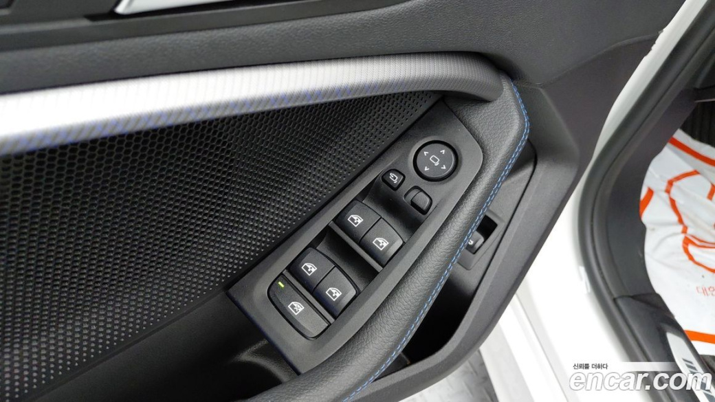 BMW 1-Series 120i M Sports, 2023