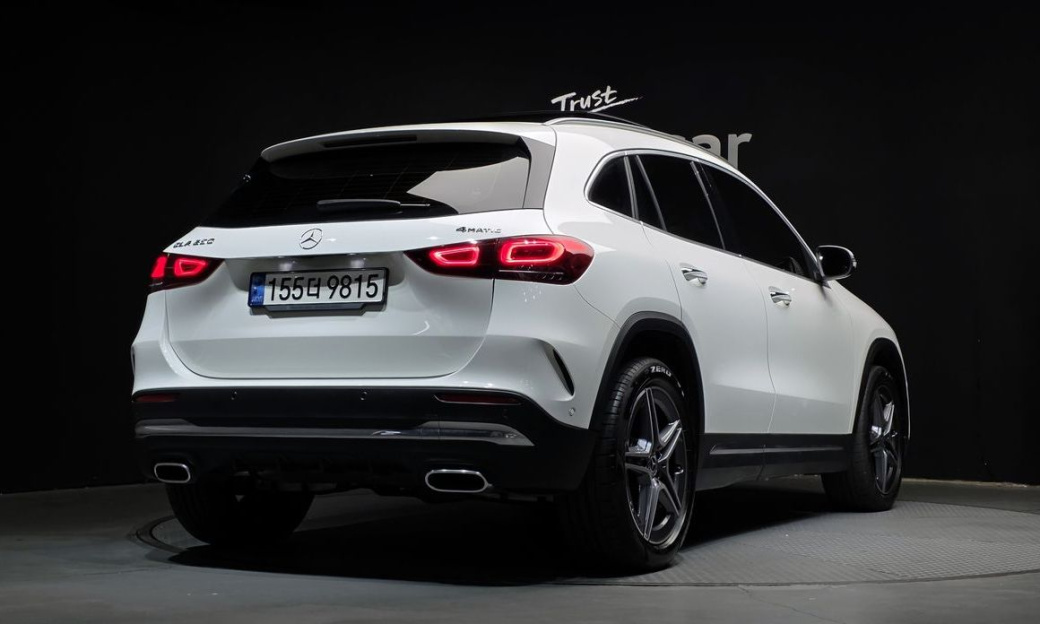 Mercedes-Benz GLA-Class GLA250 4MATIC, 2022