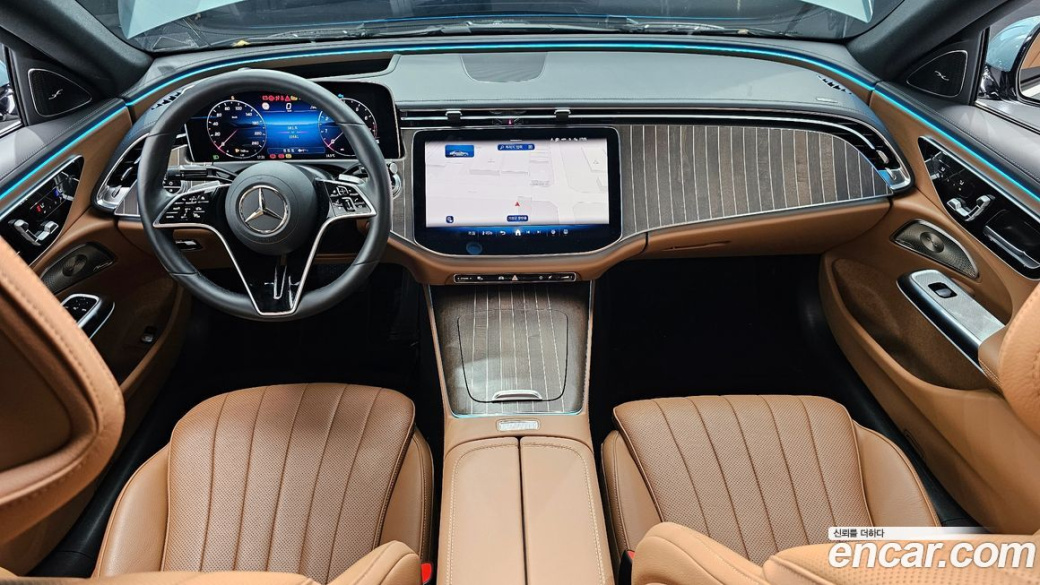 Mercedes-Benz E-Class E300 4MATIC Exclusive, 2024