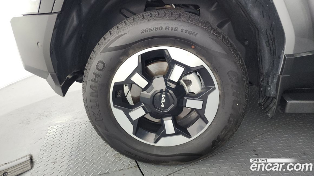 Kia Tasman 2.5T Gasoline 4WD, 2026