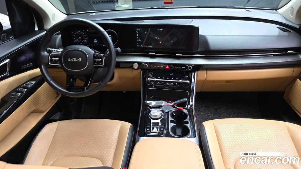Kia Carnival 9-Seater Signature, 2023