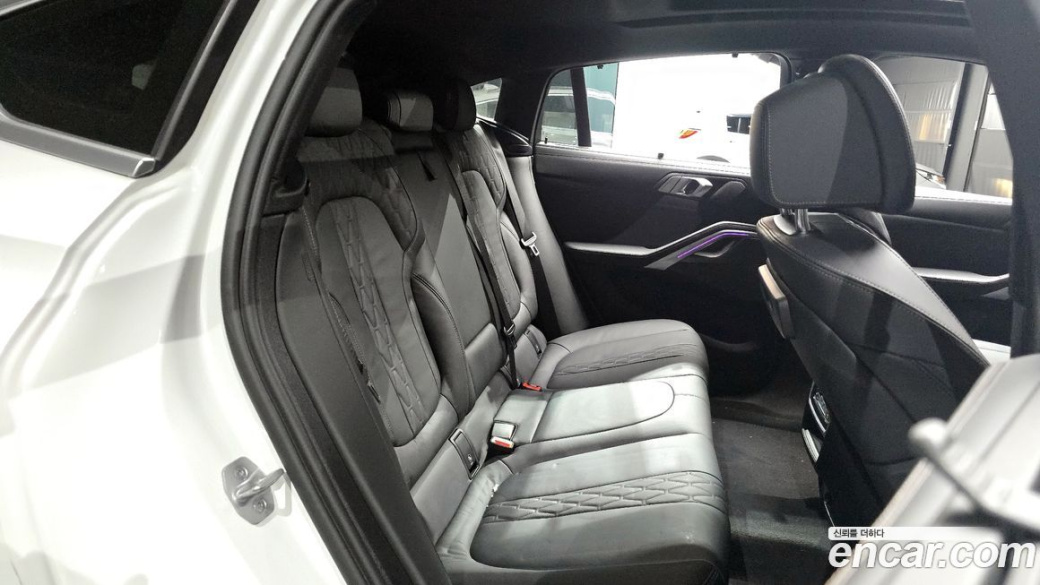 BMW X6 xDrive40i M Sport, 2023