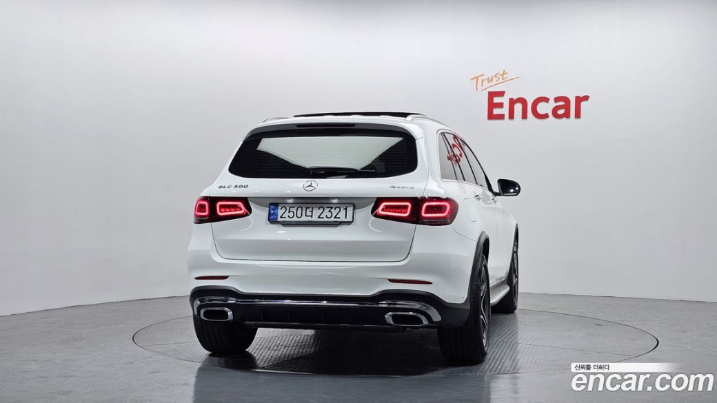 Mercedes-Benz GLC-Class GLC300 4MATIC, 2022