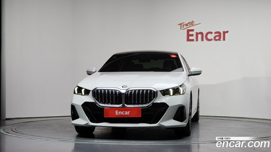 BMW 5-Series 520i M Sport, 2024