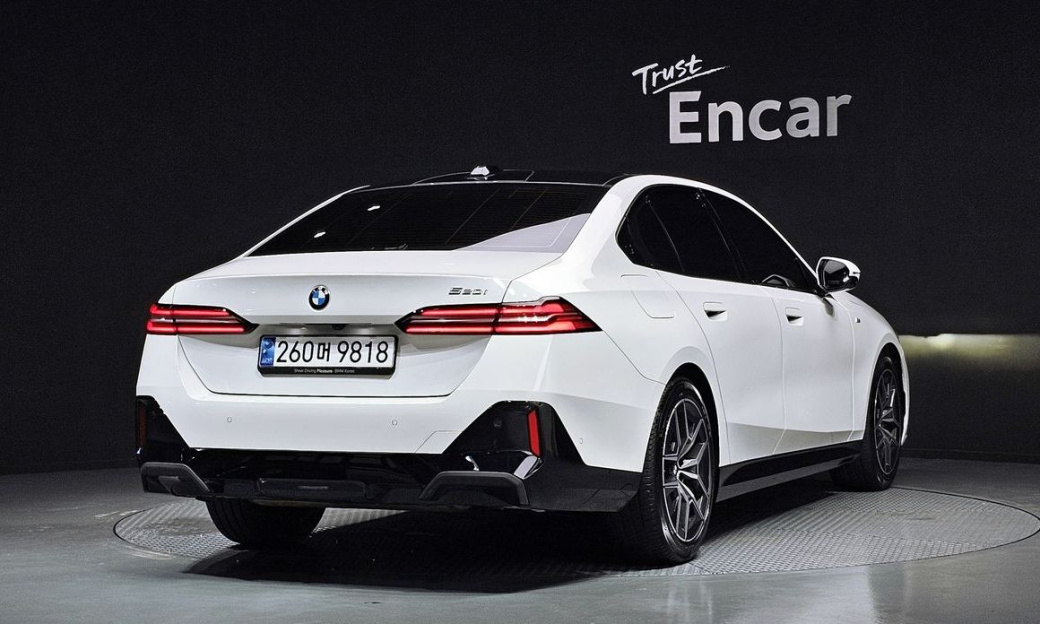 BMW 5-Series 520i M Sport, 2024