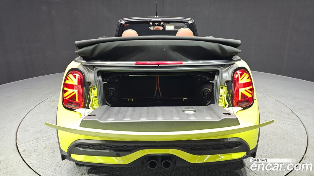 Mini Cooper Convertible Classic, 2024