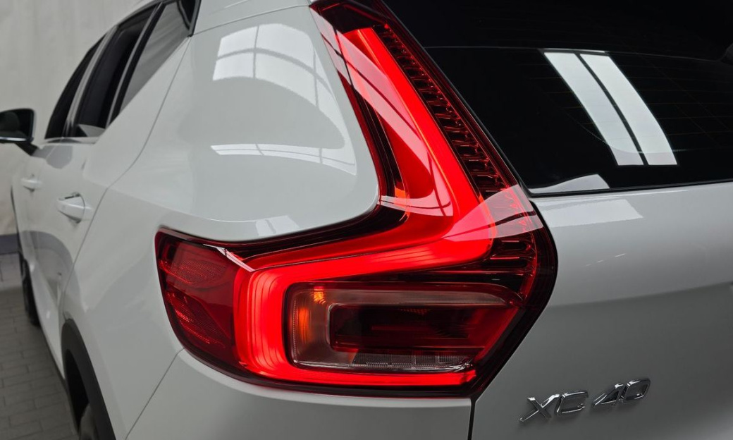 Volvo XC40 B4 Ultra Bright, 2025