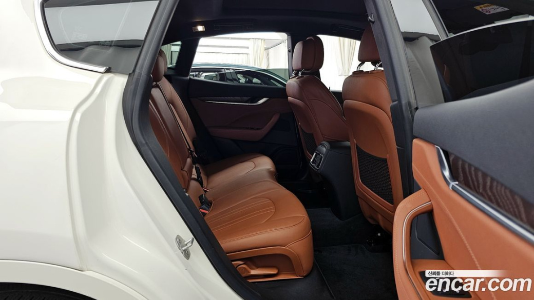 Maserati Levante 2.0 GT AWD, 2022