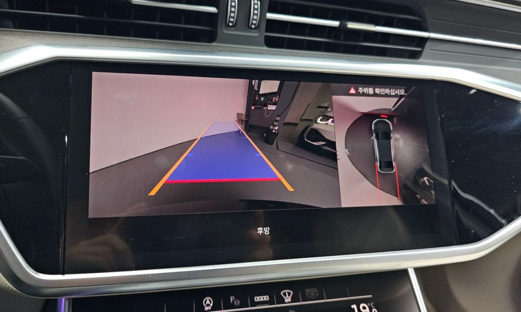 Audi A6 40 TDI Premium, 2025