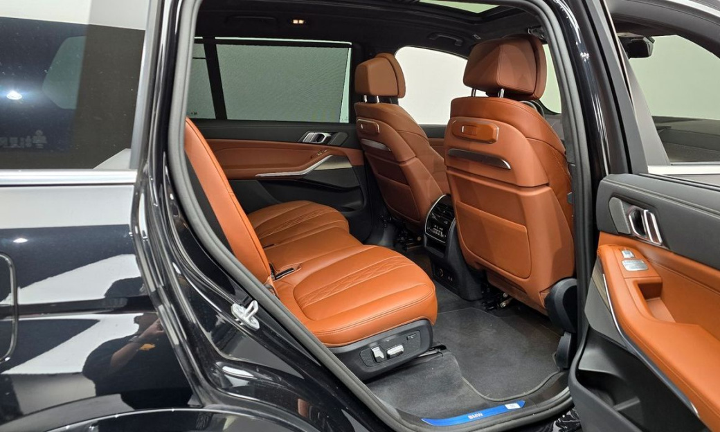 BMW X7 xDrive 40d Design Pure Excellence 7-Seater, 2025