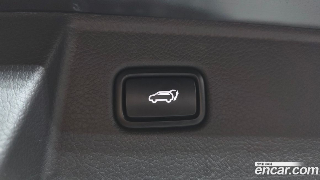 Kia Mohave Diesel 3.0 4WD 6-Seater, 2023