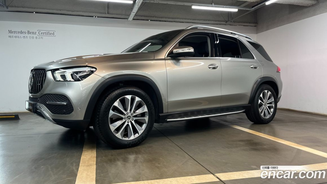 Mercedes-Benz GLE-Class GLE300d 4MATIC, 2022