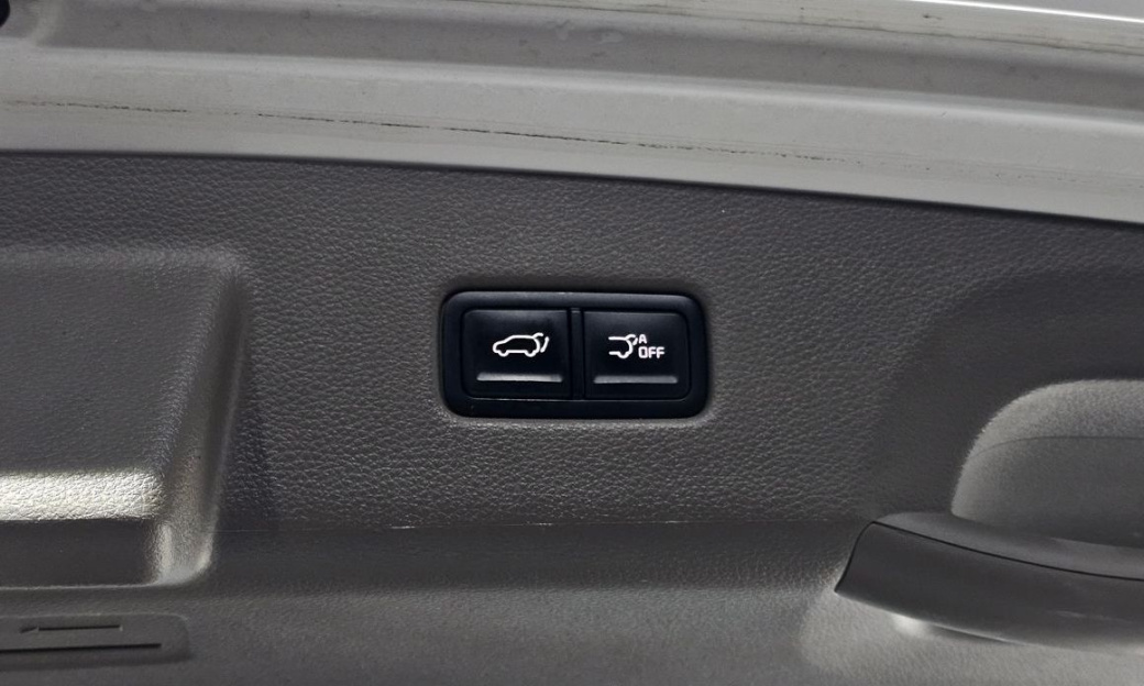 Kia Carnival 9-Seater Noblesse, 2023
