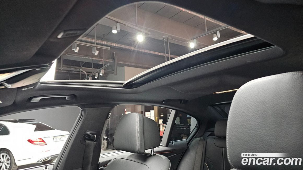 BMW 5-Series 520i M Sport, 2023