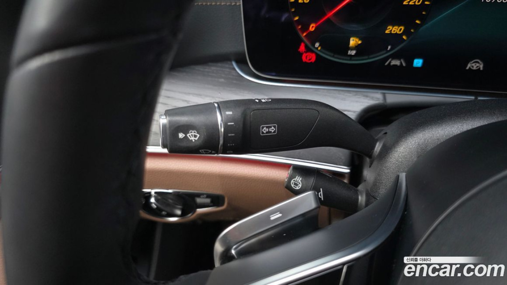 Mercedes-Benz E-Class E250 AMG Line, 2023