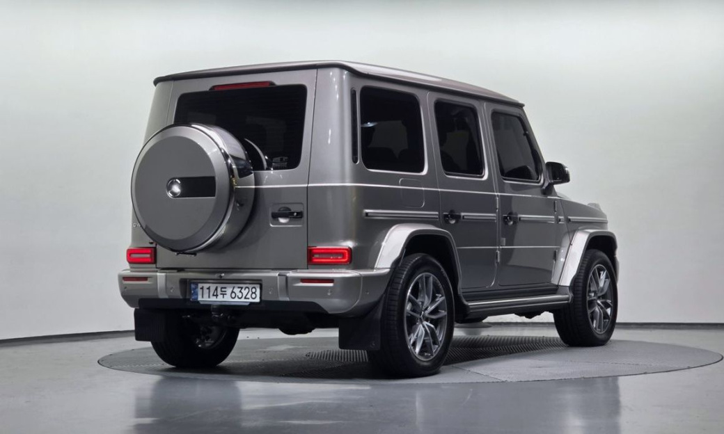 Mercedes-Benz G-Class G450d, 2025