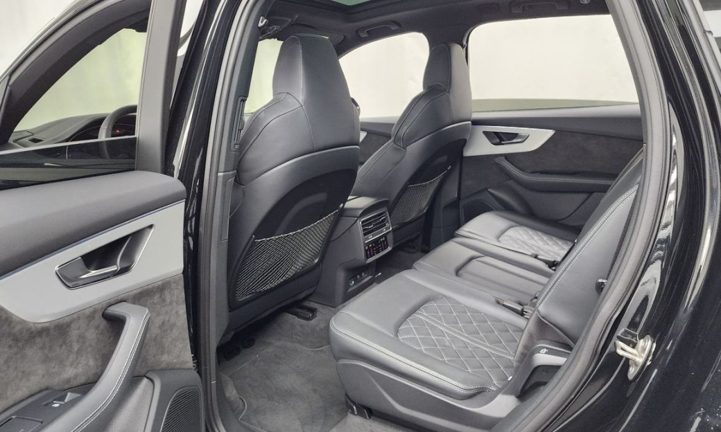 Audi Q7 55 TFSI Quattro Premium, 2022