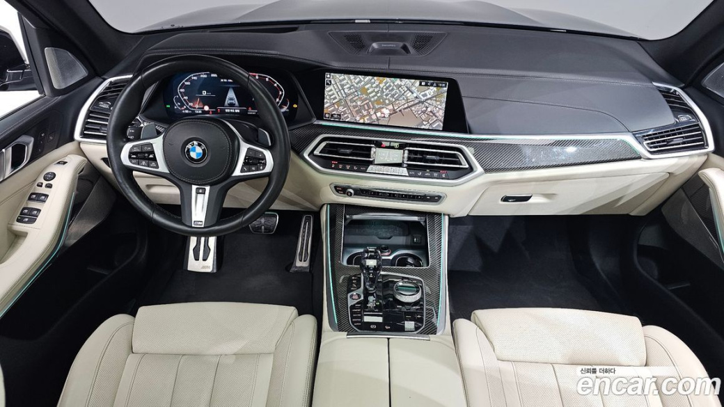 BMW X5 M50i, 2022