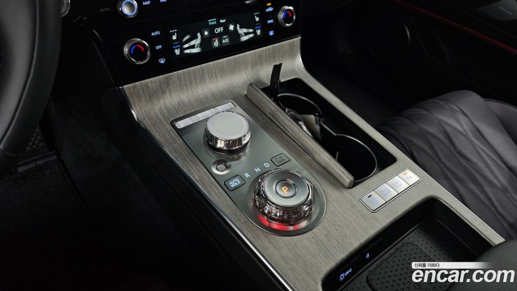 Genesis G80 Gasoline 2.5 Turbo AWD, 2025