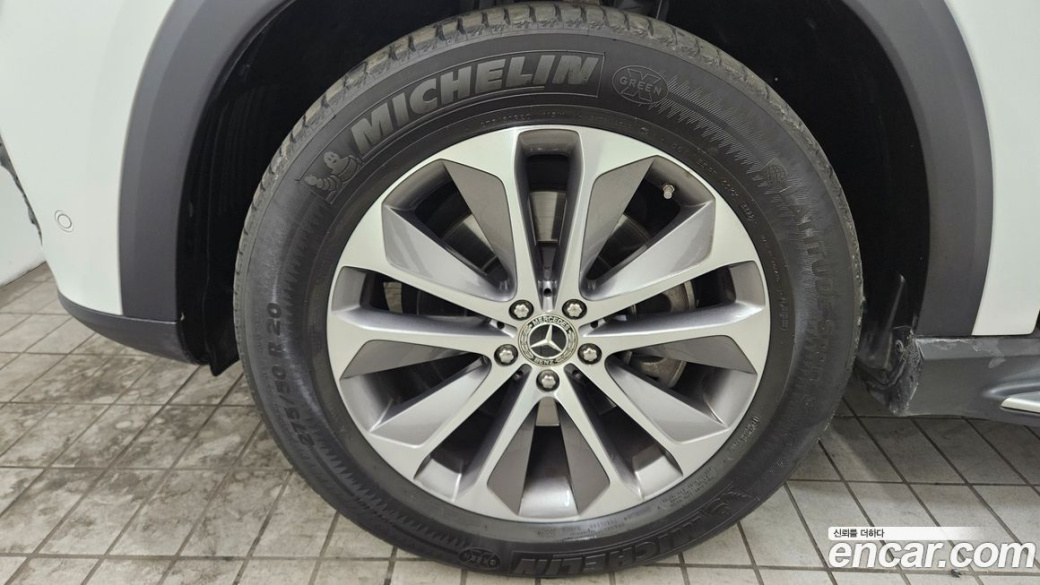 Mercedes-Benz GLE-Class GLE300d 4MATIC, 2023