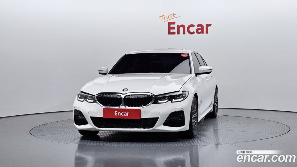 BMW 3-Series 320i M Sport, 2022
