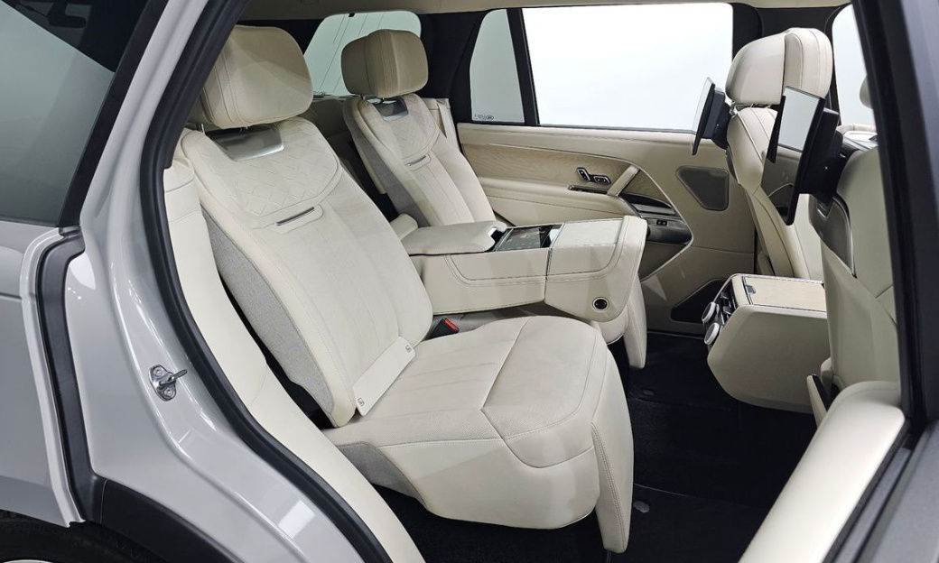 Land Rover Range Rover P615 SV LWB, 2025