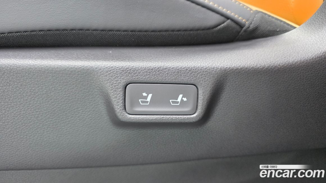 Kia Carnival 9-Seater Signature, 2023