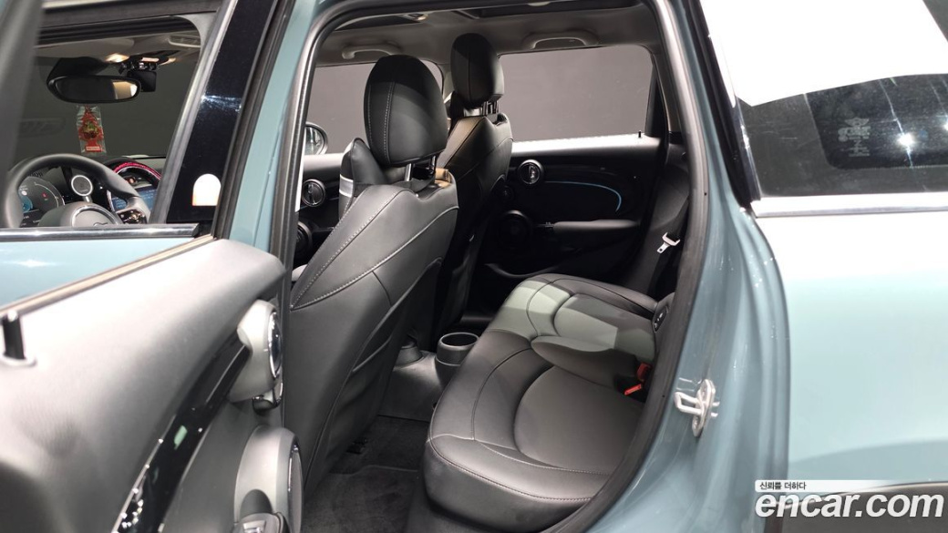 Mini Cooper 5Door Multitione Edition, 2023