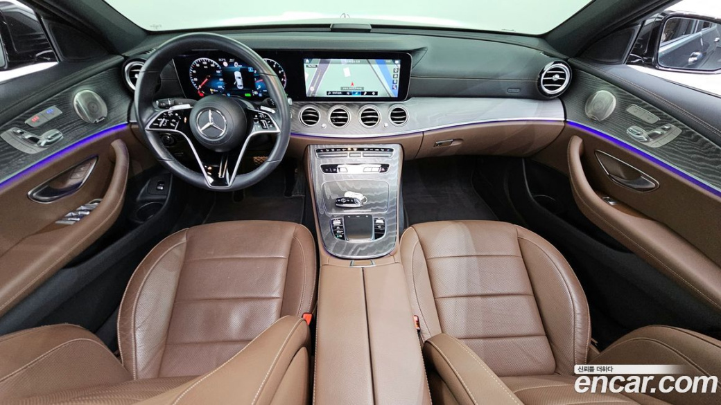Mercedes-Benz E-Class E350 4MATIC Exclusive, 2023