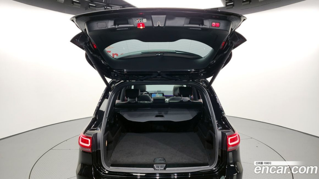 Mercedes-Benz GLB-Class AMG GLB35 4MATIC, 2023